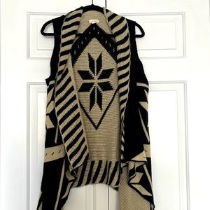 Sleeveless cardigan vest